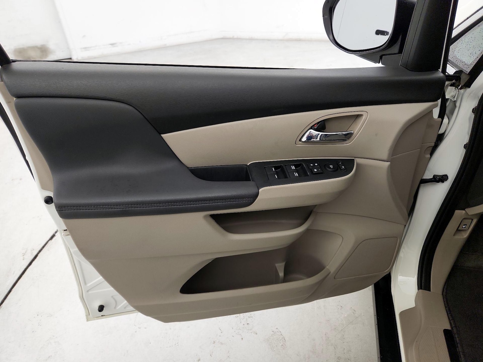 2016 Honda Odyssey SE - Photo 11