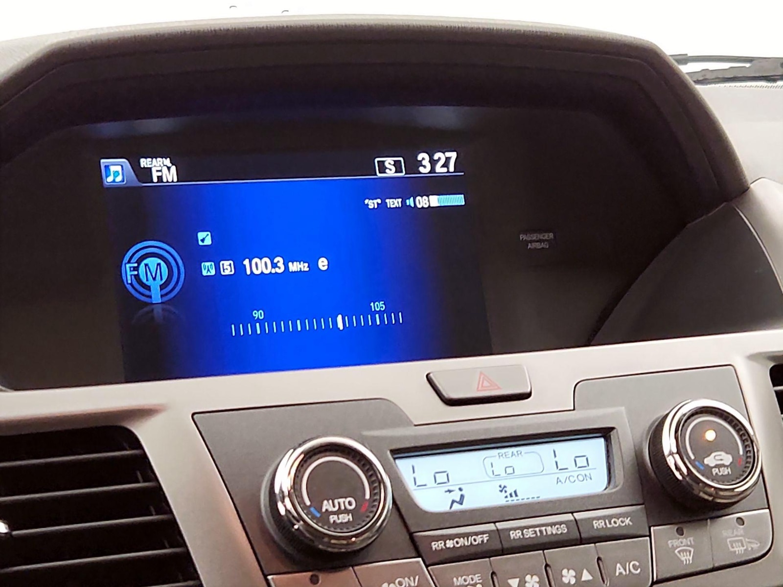 2016 Honda Odyssey SE - Photo 14