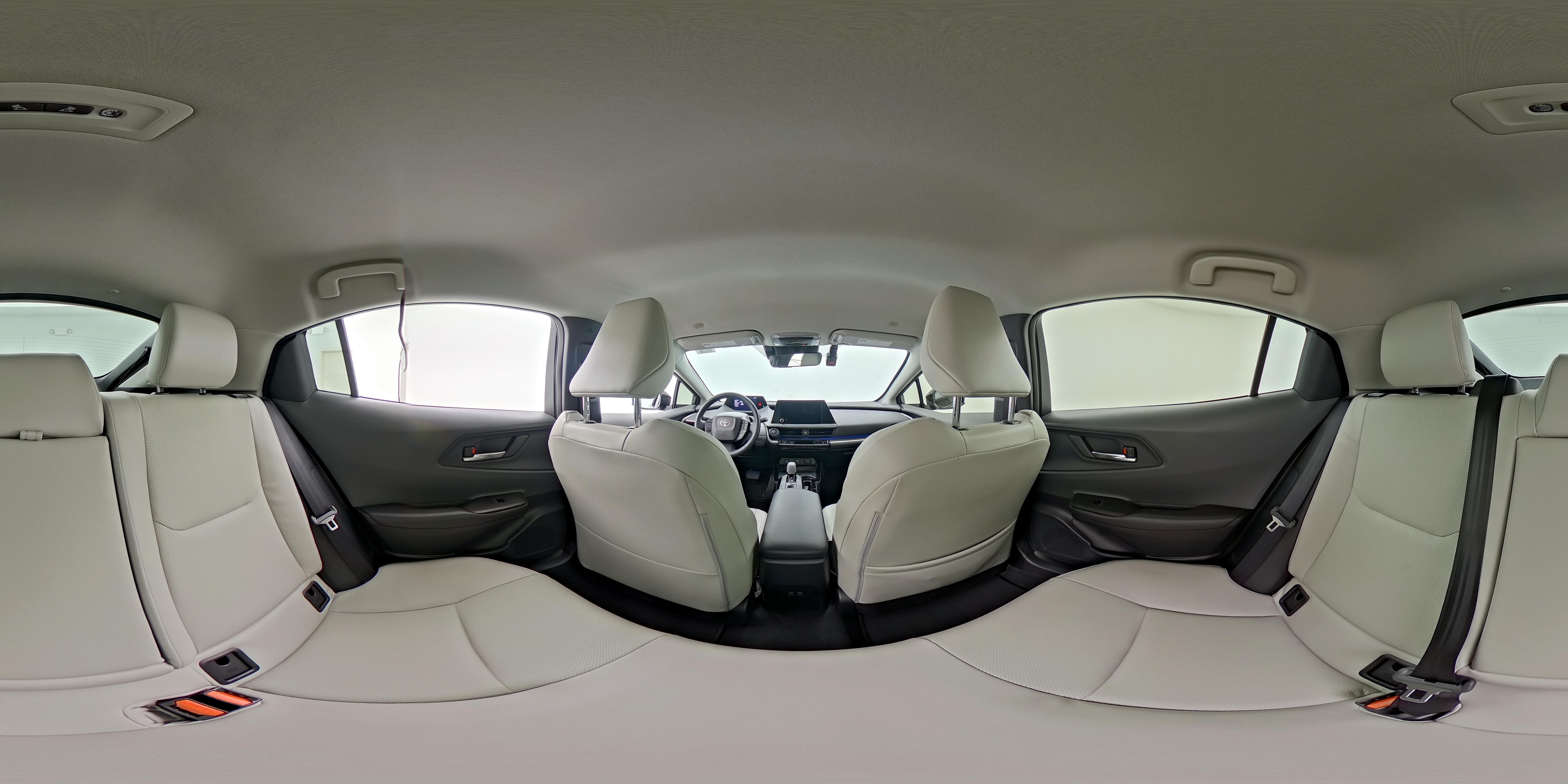 2024 Toyota Prius XLE - Photo 25