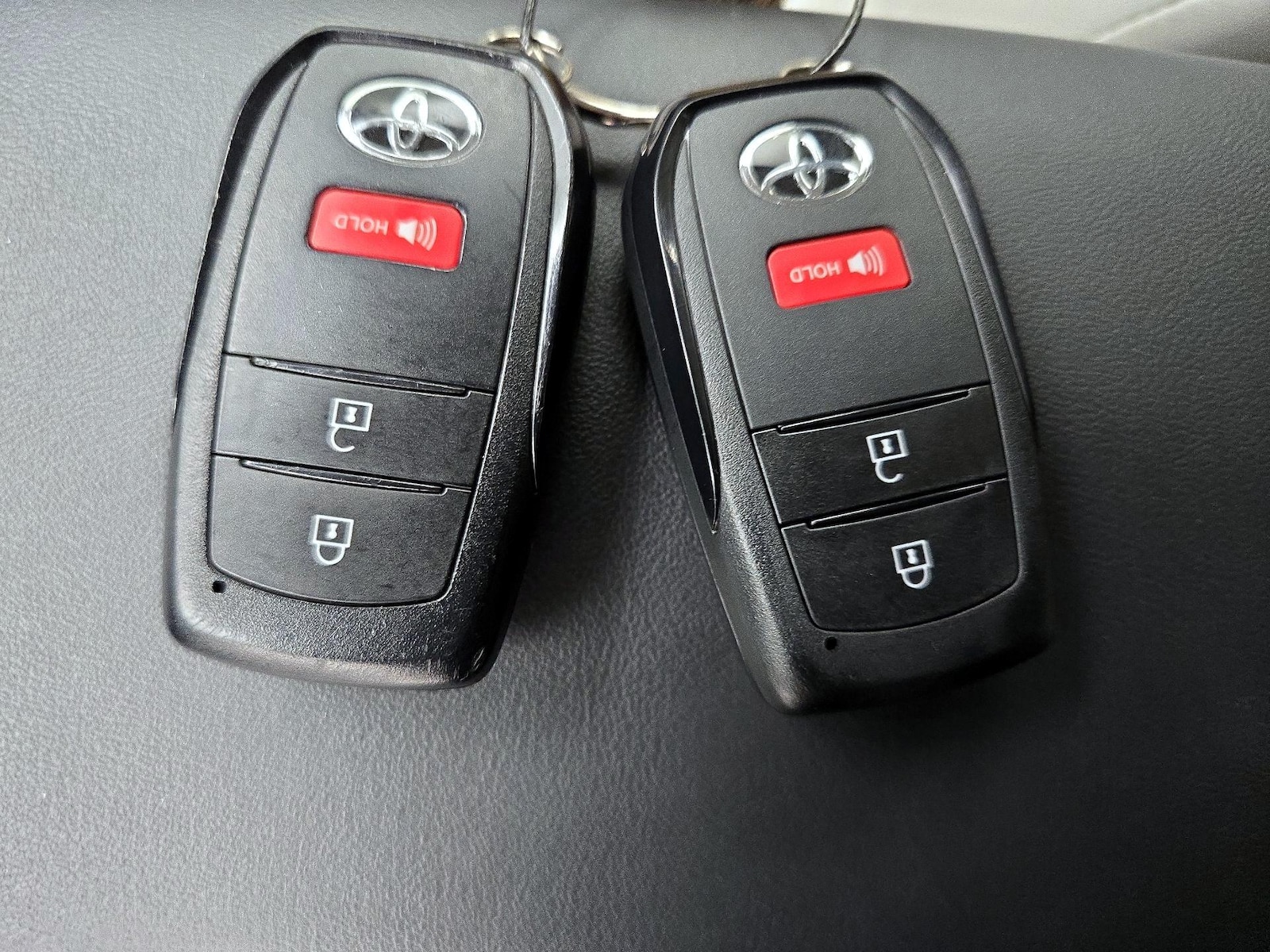 2024 Toyota Prius XLE - Photo 23