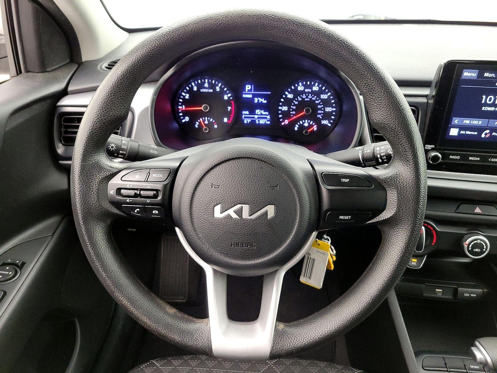 2023 Kia Rio LX - Photo 11