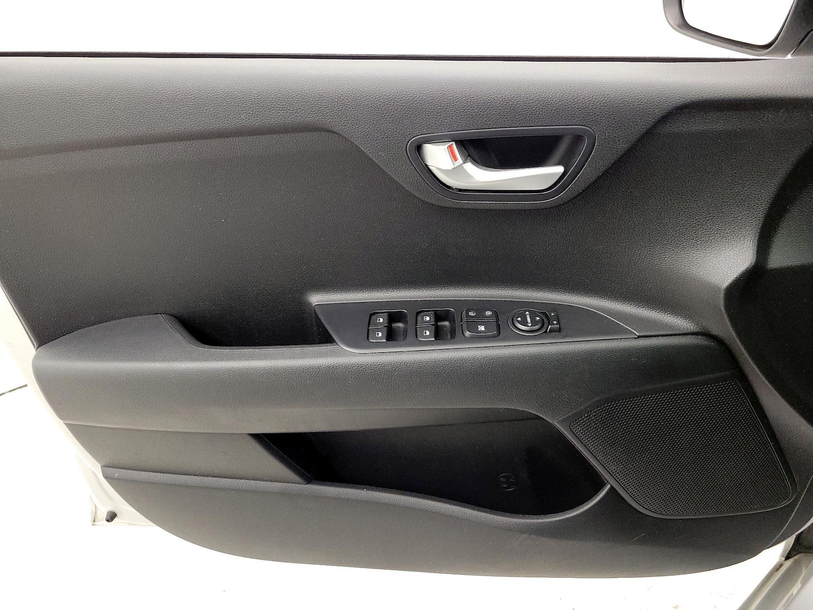 2023 Kia Rio LX - Photo 13