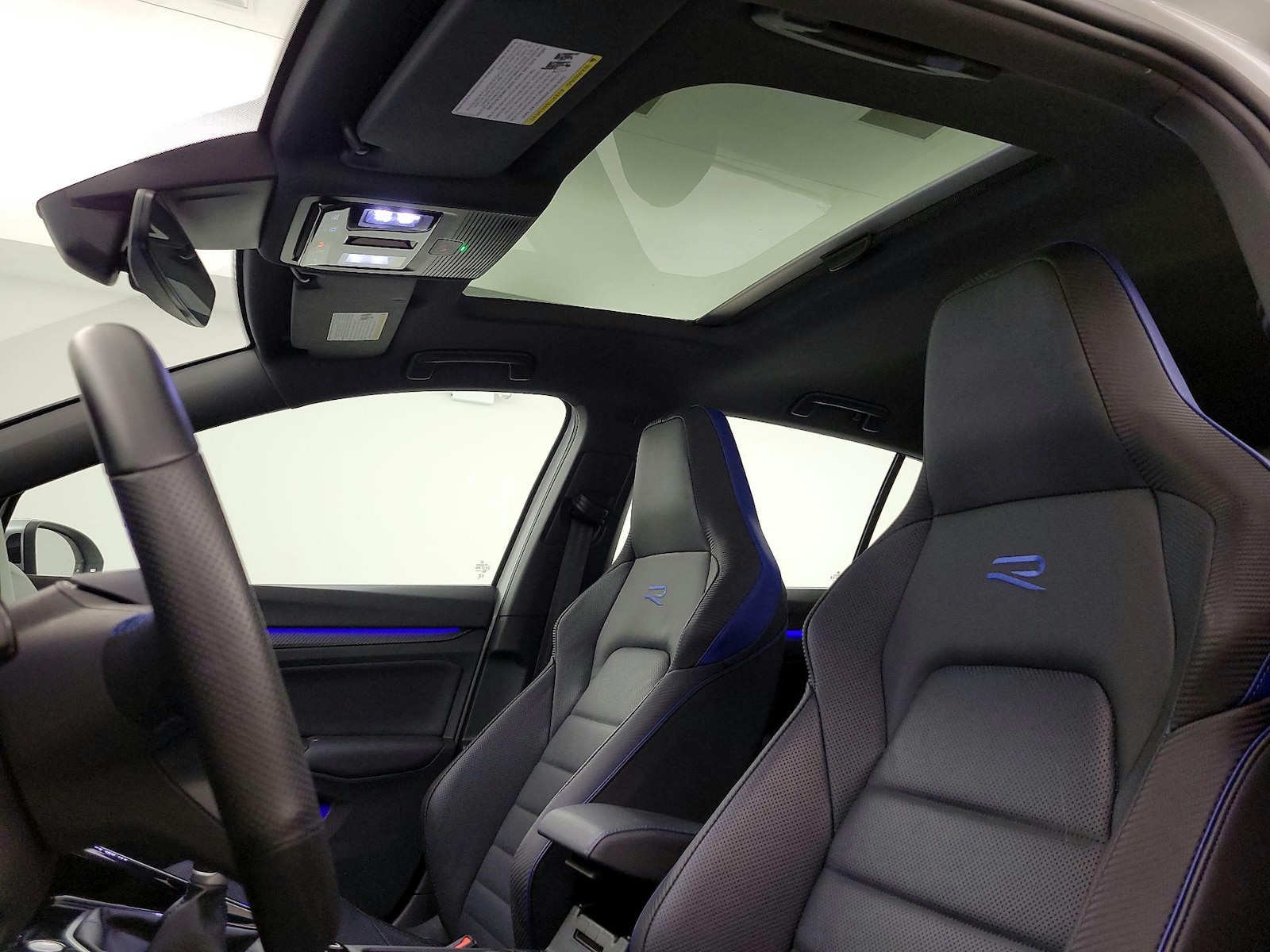 2024 Volkswagen Golf R R - Photo 20