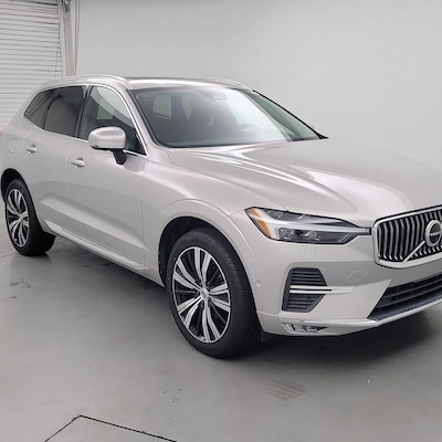 2023 Volvo XC60 B5 Plus Bright Theme