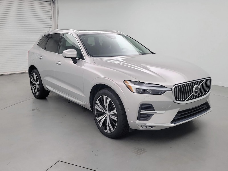 2023 Volvo XC60 B5 Plus Bright Theme