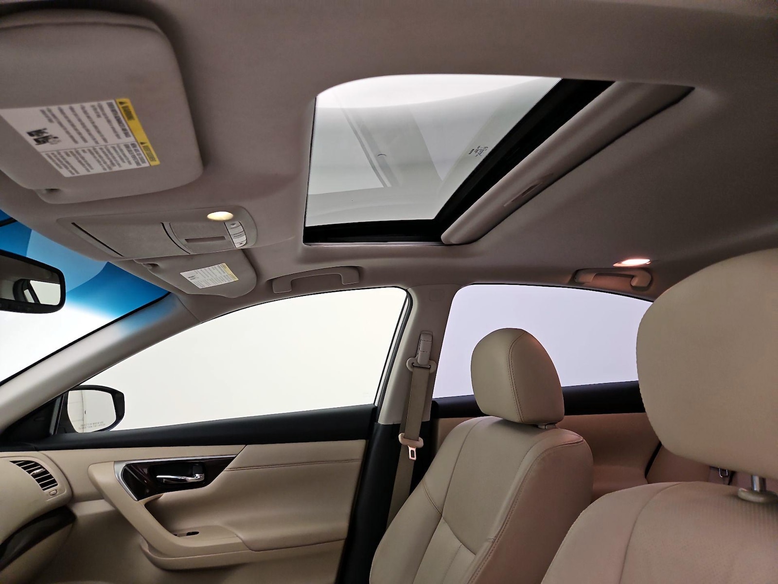 Sunroof(s) & Overhead Airbags