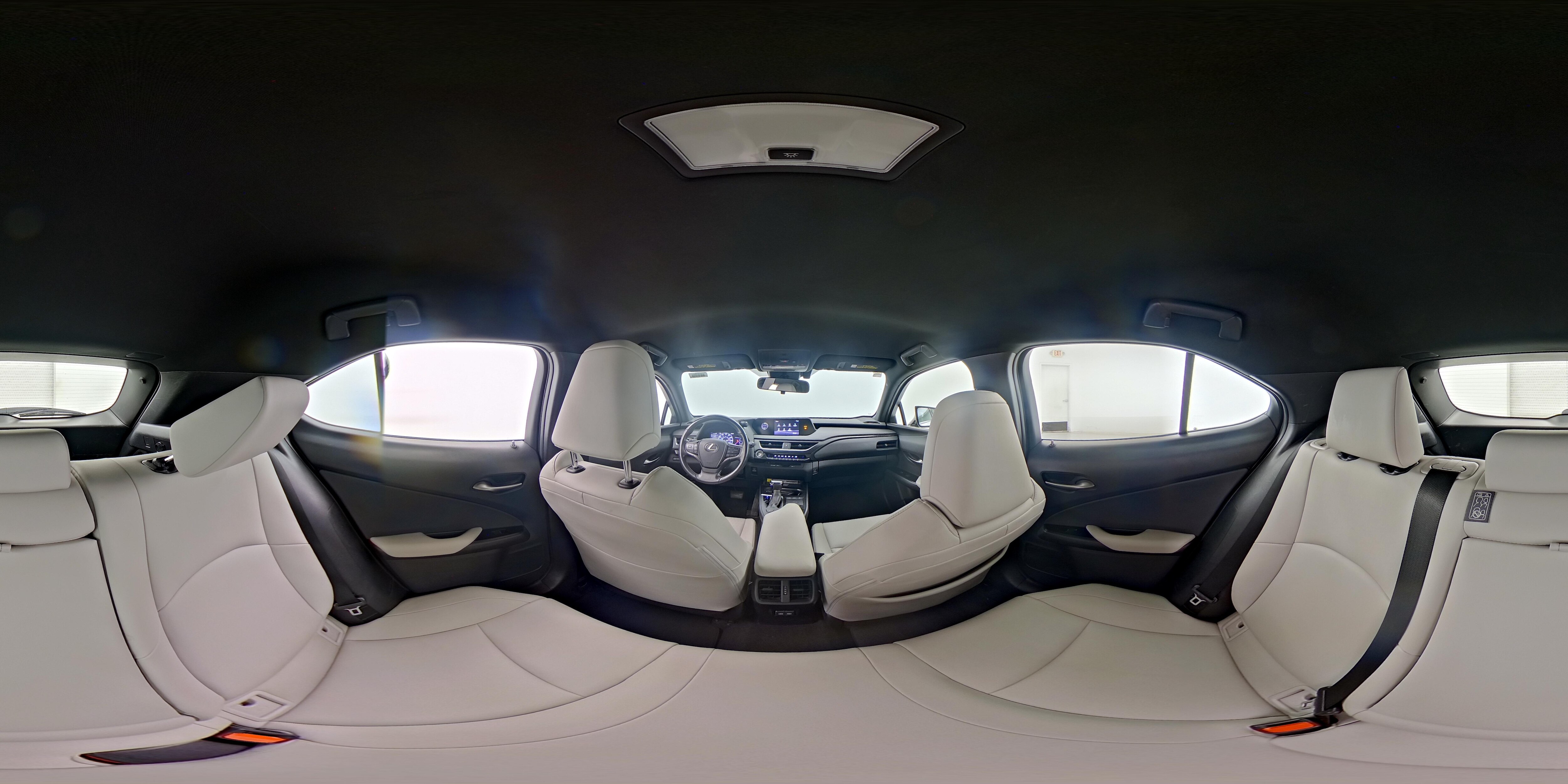 2021 Lexus UX 200 - Photo 24