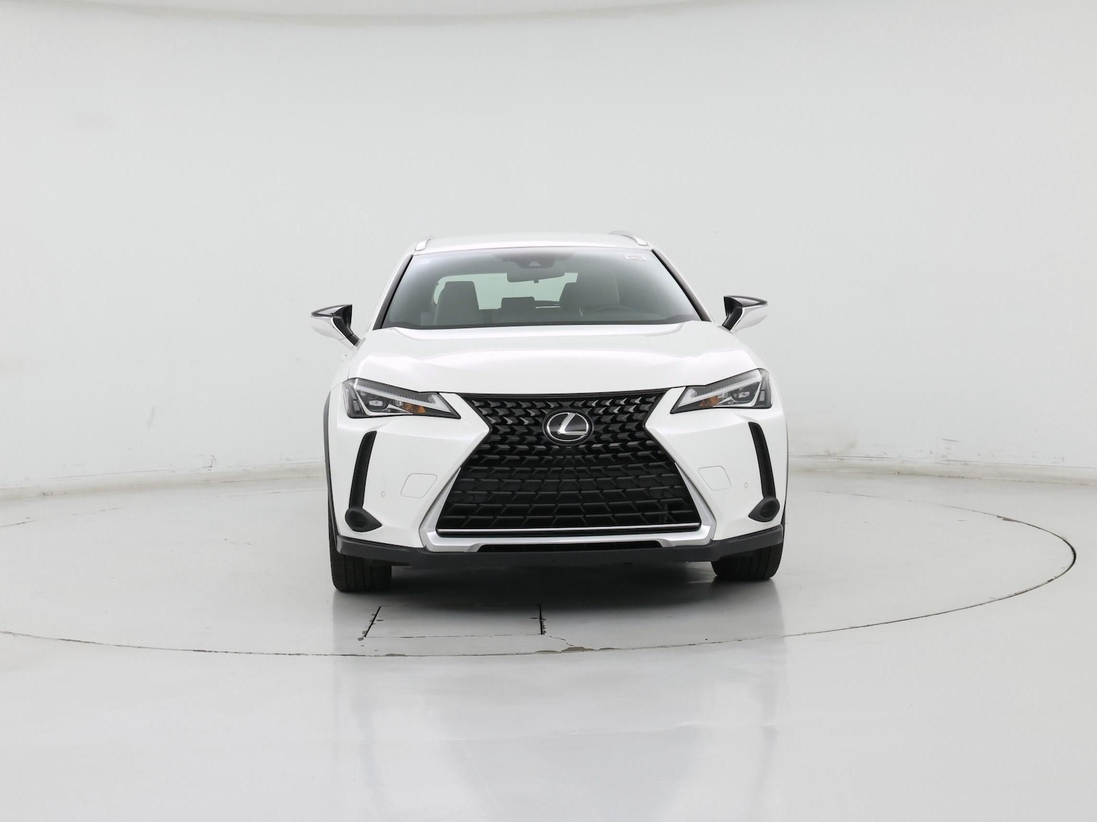 2021 Lexus UX 200 - Photo 6