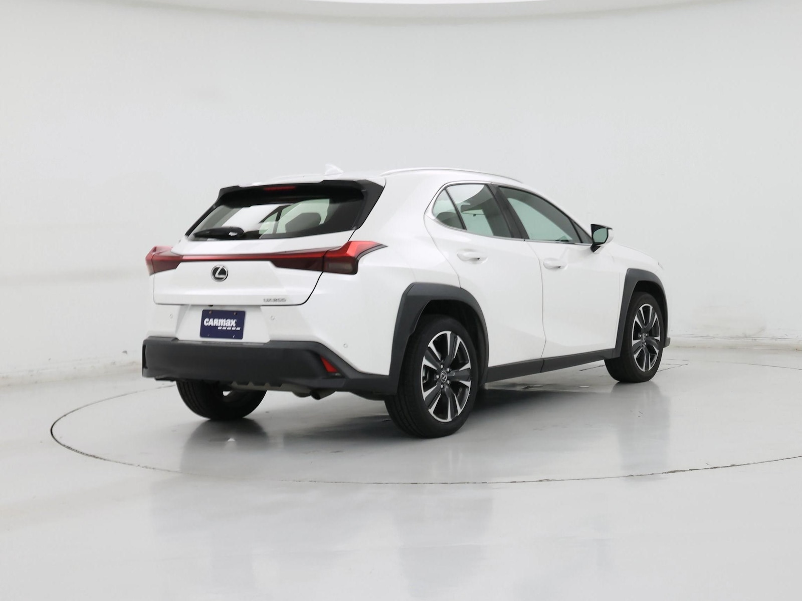2021 Lexus UX 200 - Photo 9