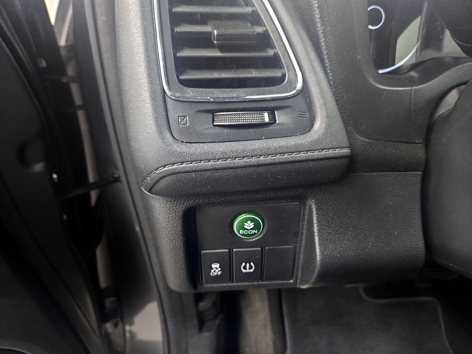 2017 Honda HR-V EX - Photo 14