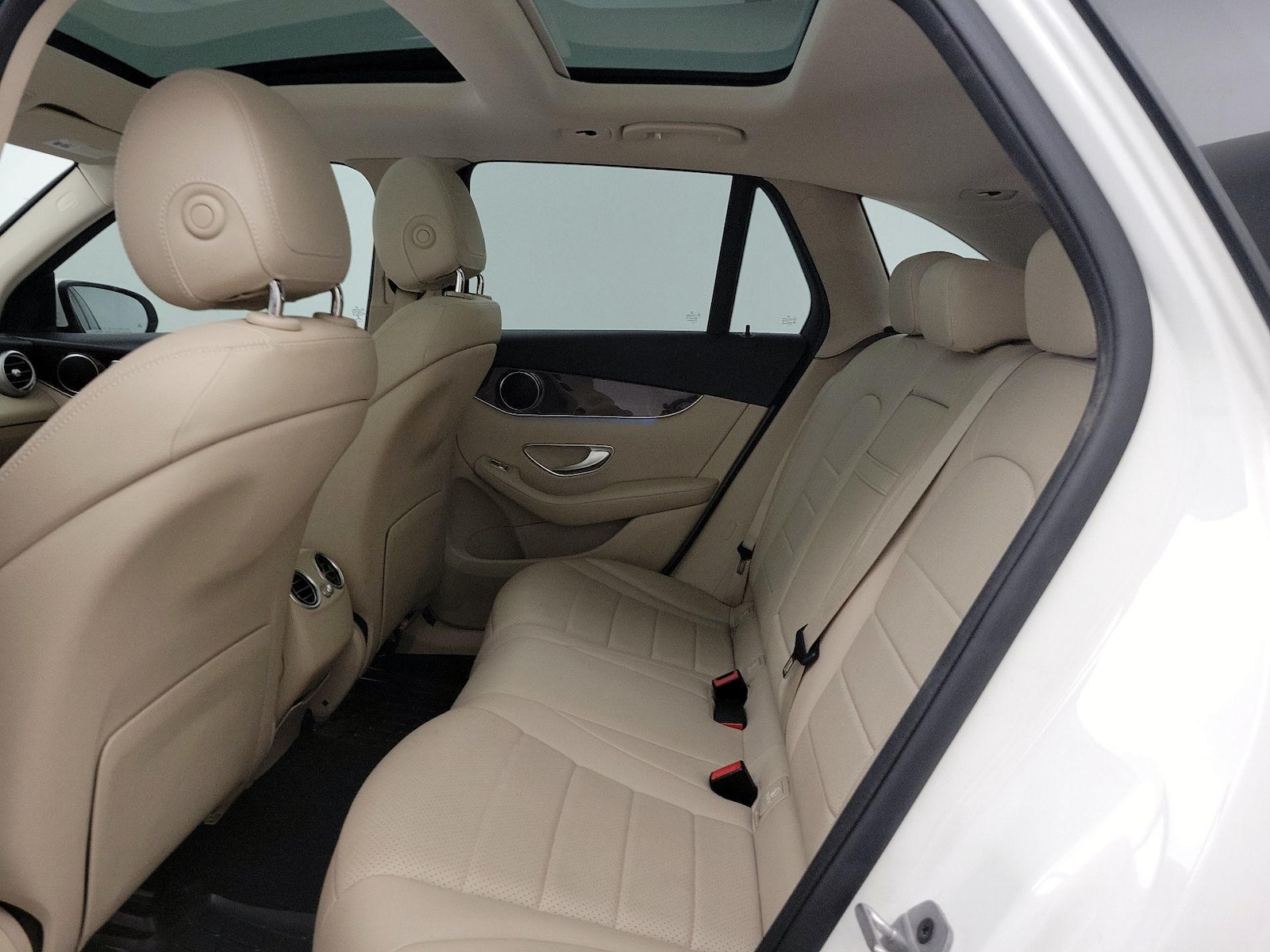 2022 Mercedes-Benz GLC GLC300 - Photo 21