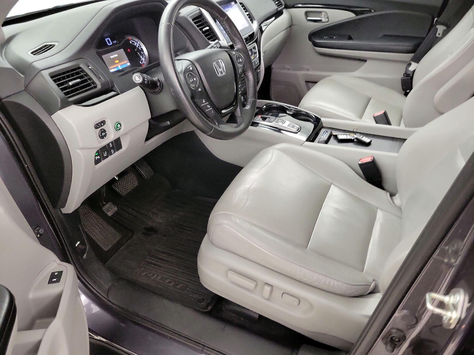 2016 Honda Pilot Touring - Photo 12