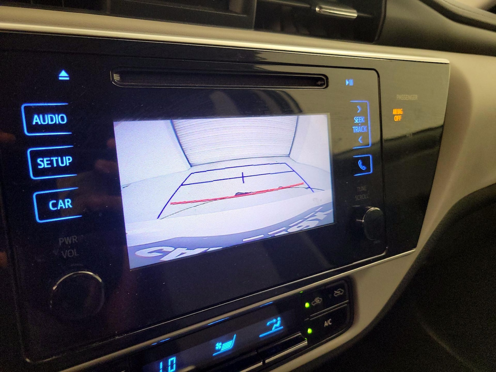 2017 Toyota Corolla LE - Photo 15