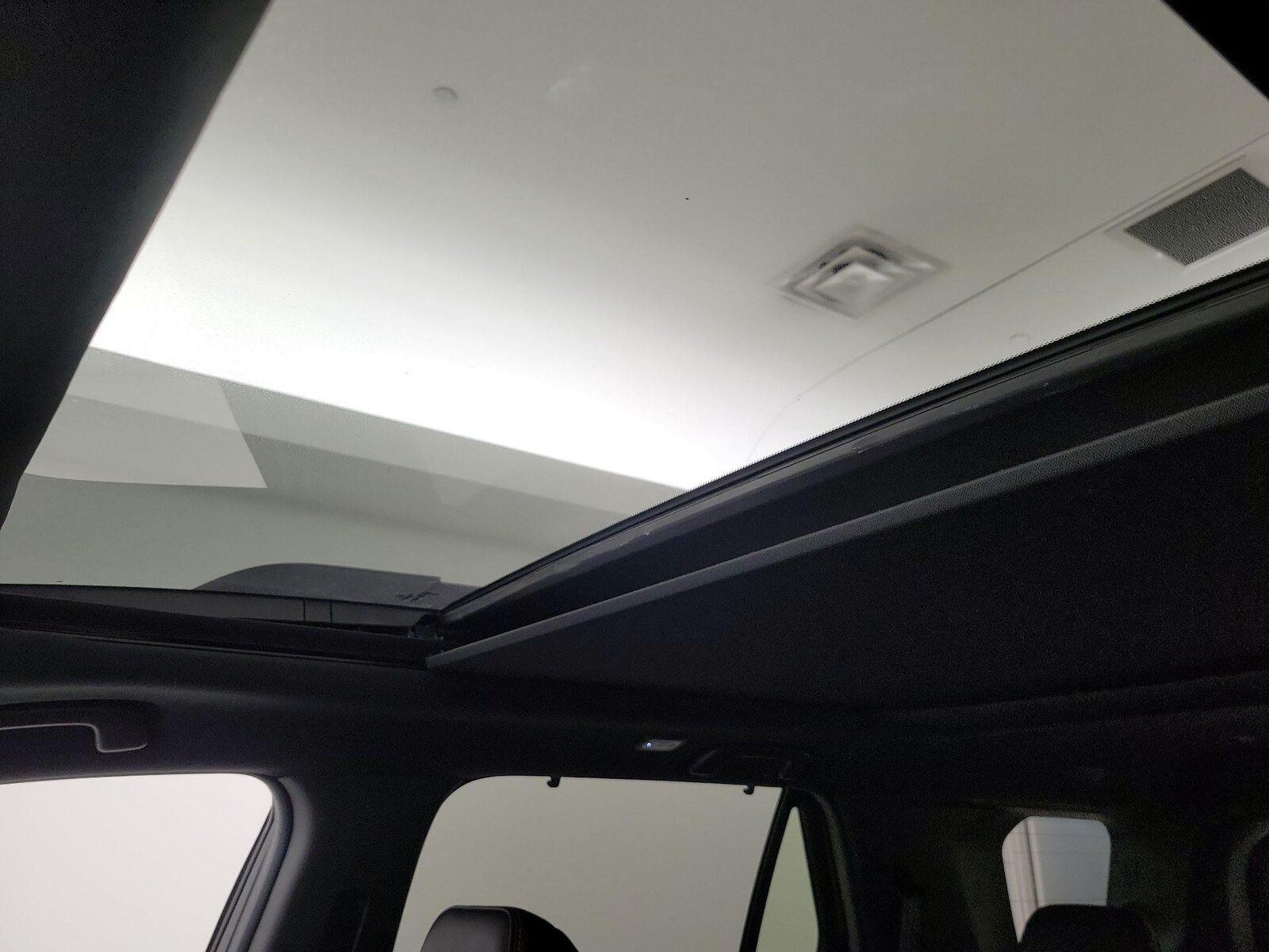 Panoramic Sunroof