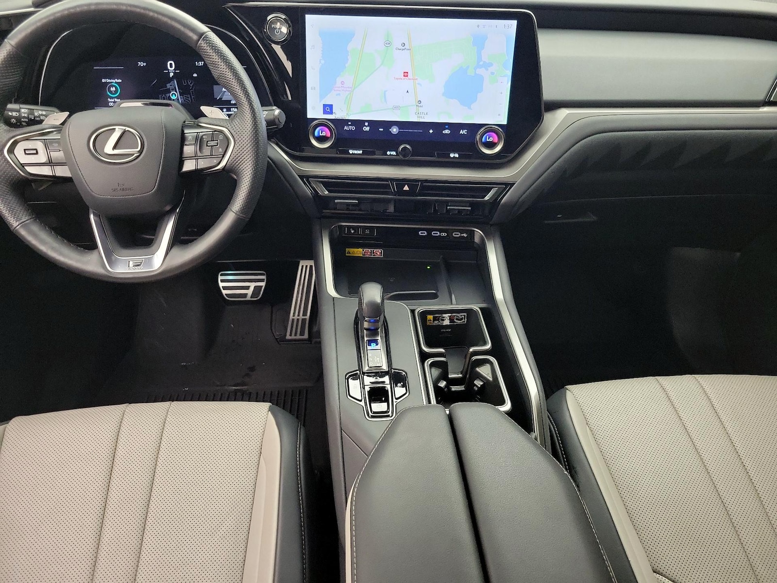 Apple CarPlay® & Android Auto™