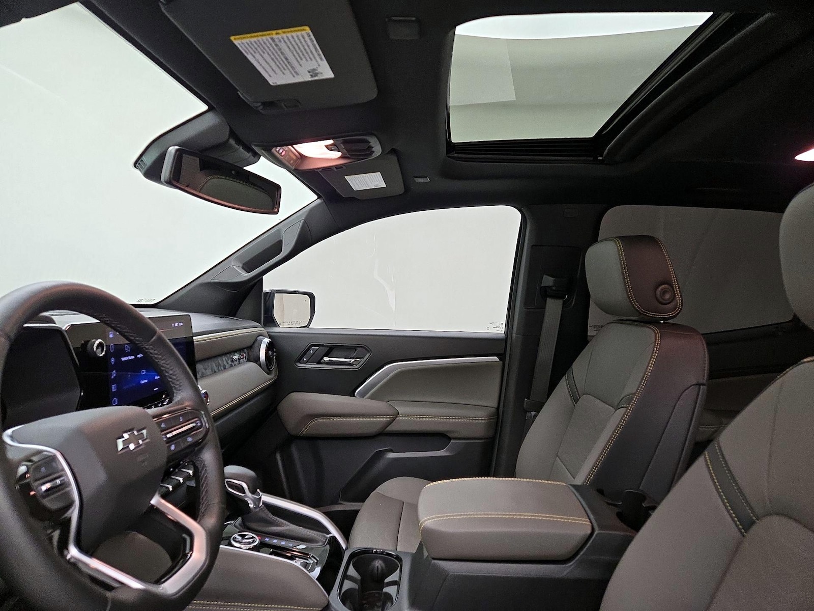 2025 Chevrolet Colorado ZR2 - Photo 20