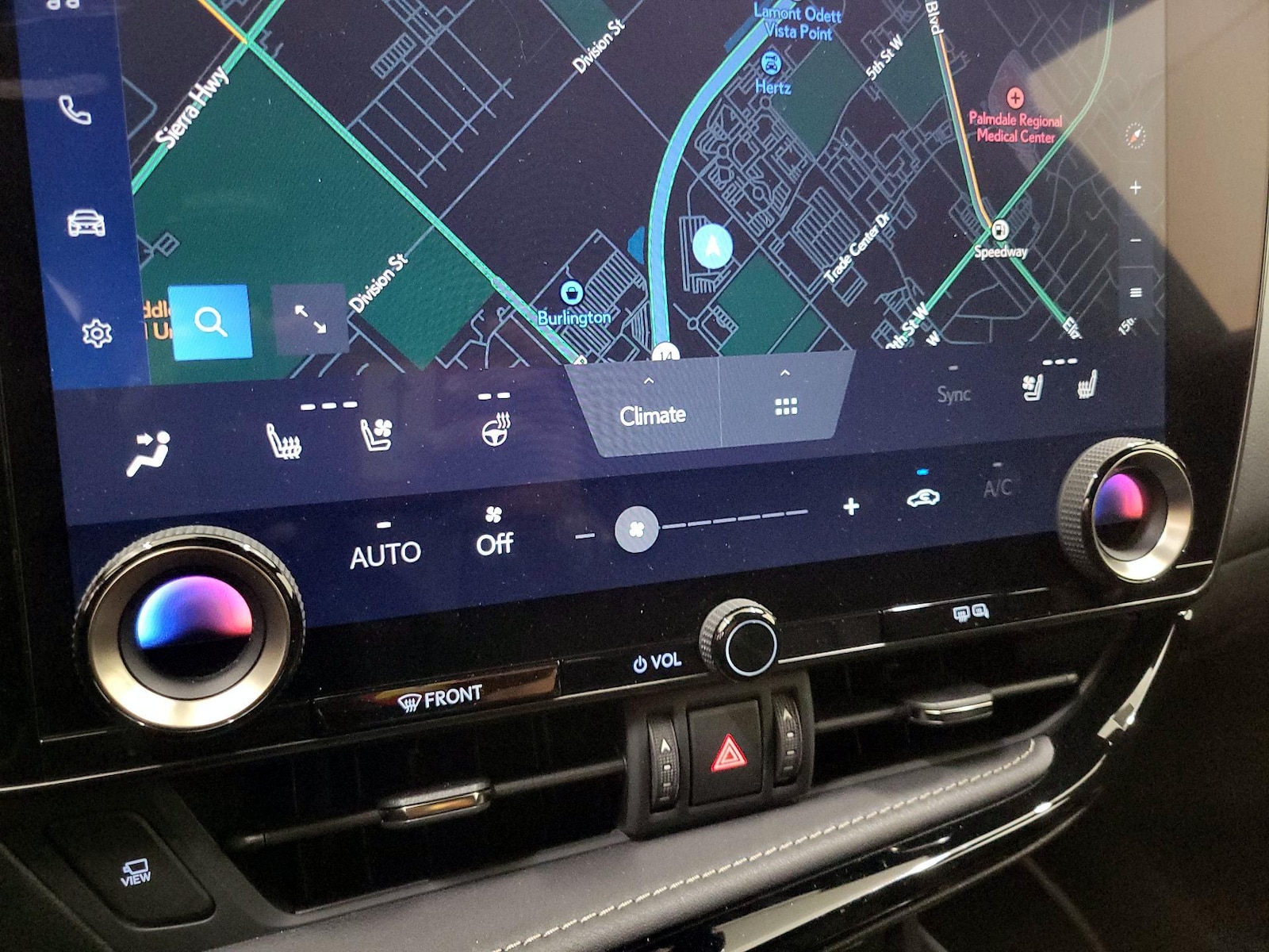 2024 Lexus NX PHEV 450h+ - Photo 18