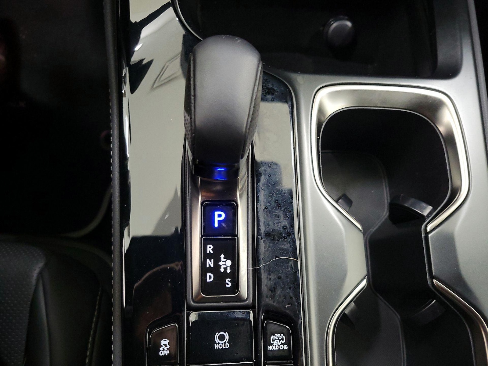 2024 Lexus NX PHEV 450h+ - Photo 19