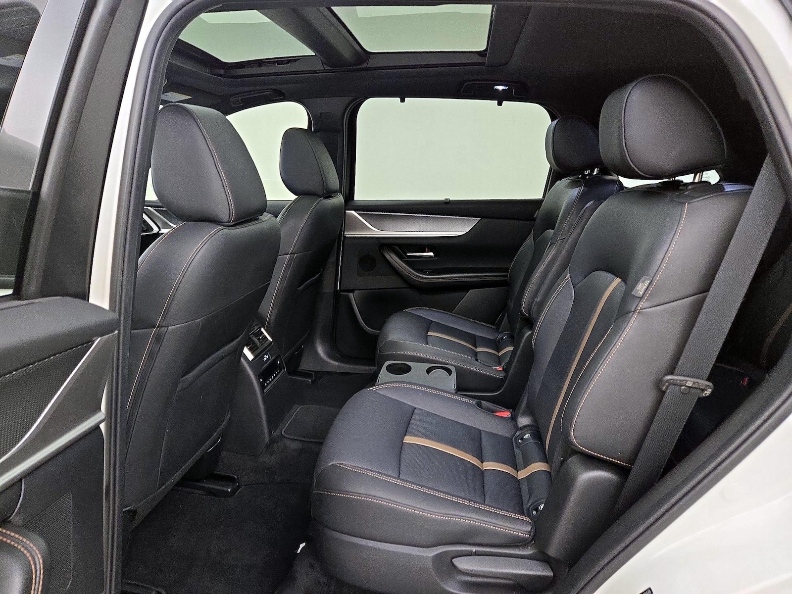 Rear Air Conditioning