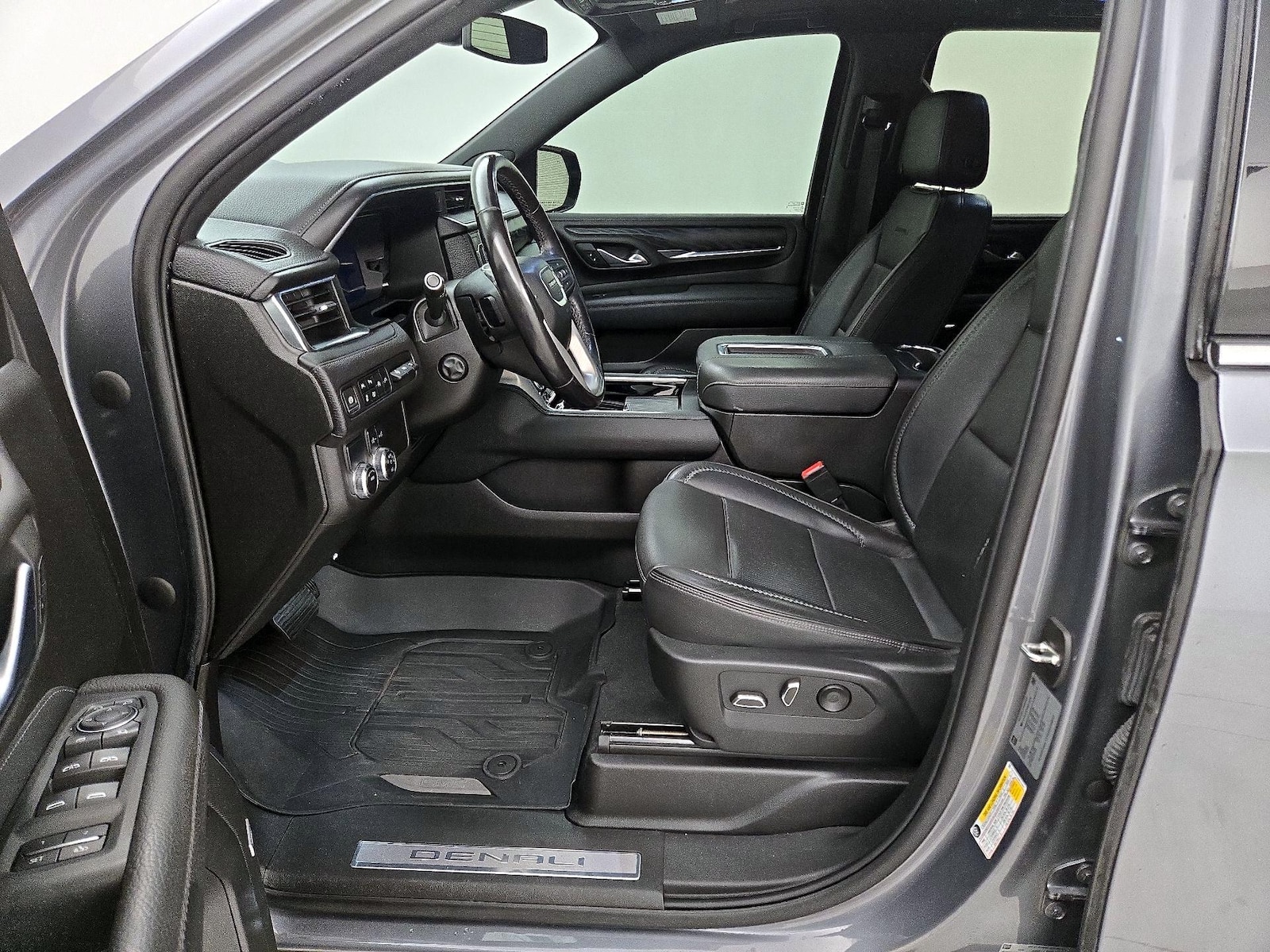 2022 GMC Yukon Denali - Photo 12