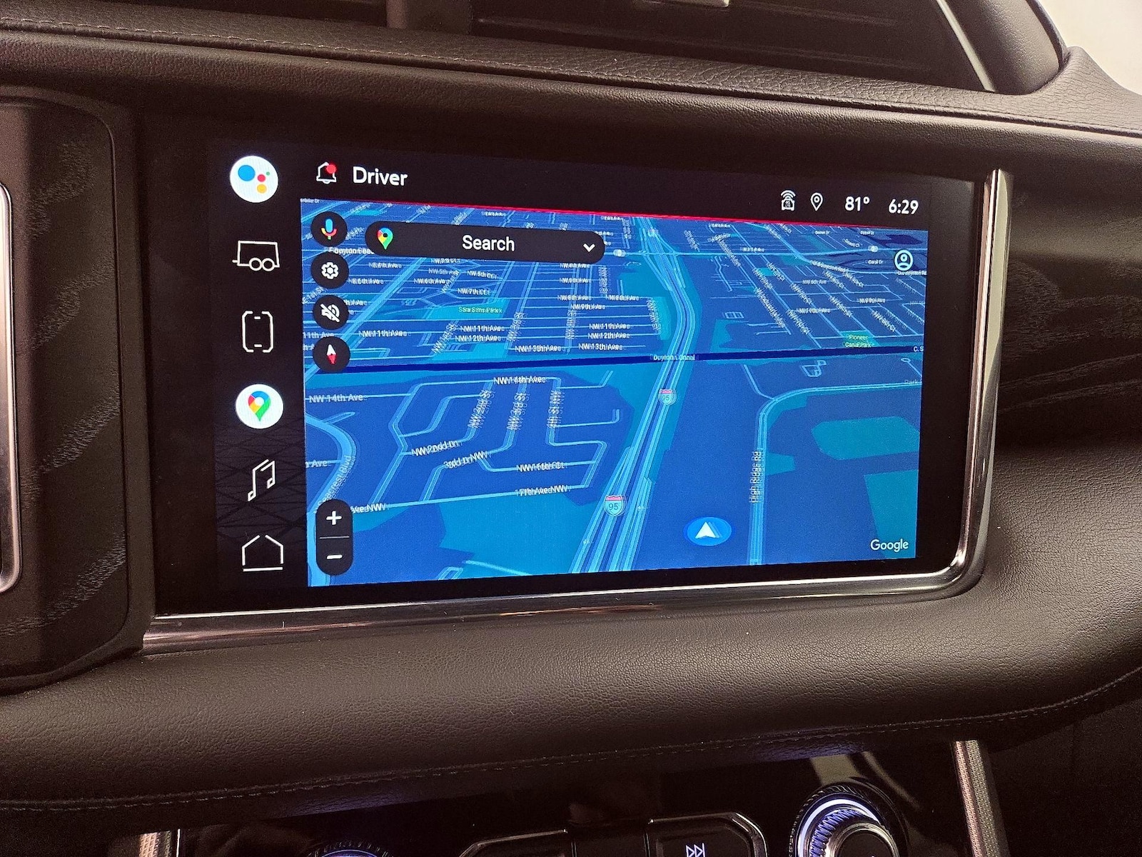 2022 GMC Yukon Denali - Photo 15