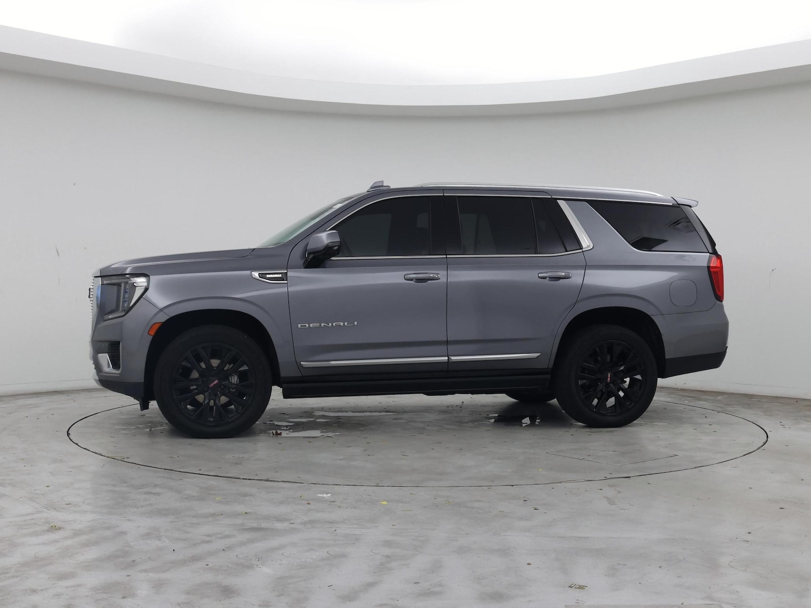 2022 GMC Yukon Denali - Photo 4