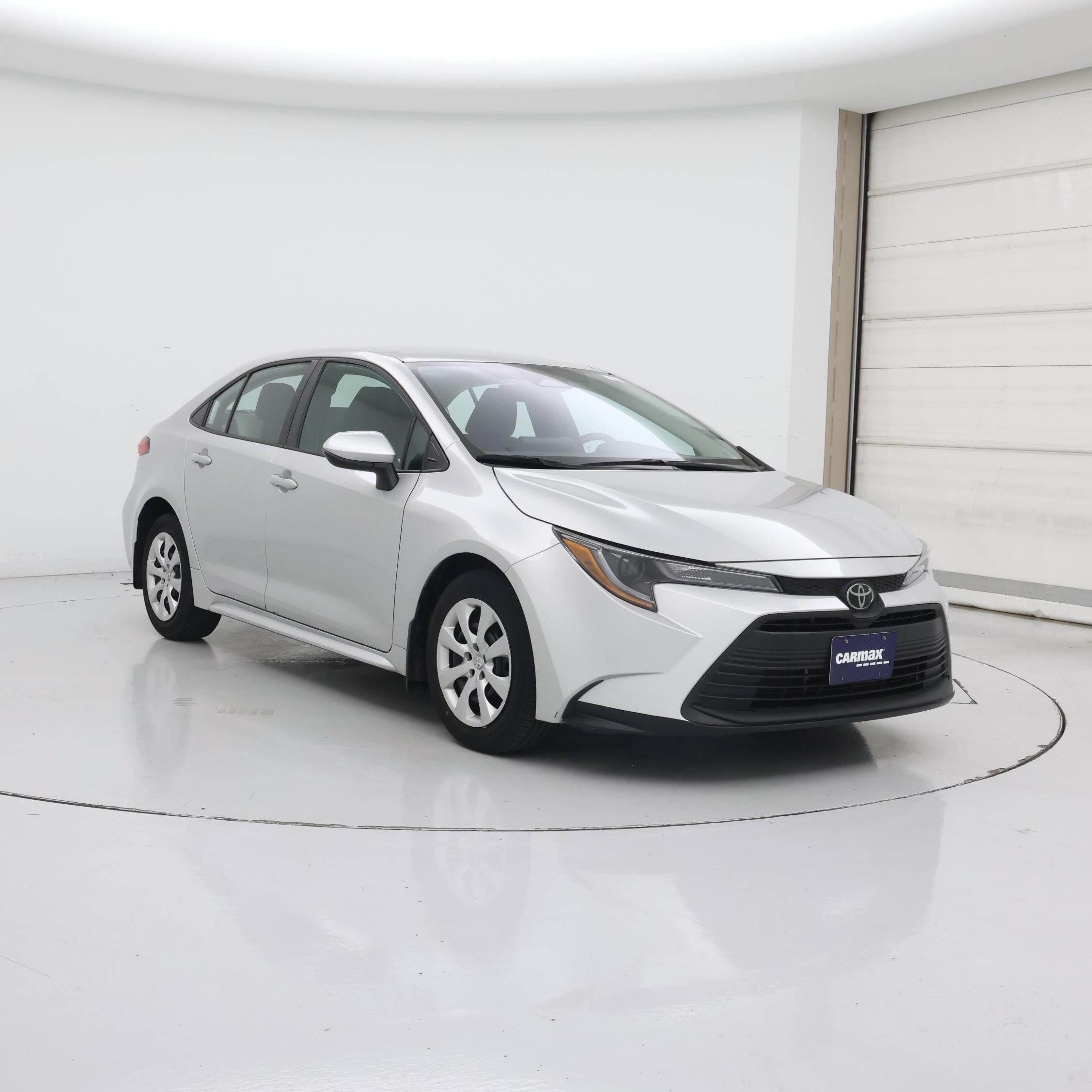 Silver 2025 Toyota Corolla Sedan Front-Wheel Drive Automatic