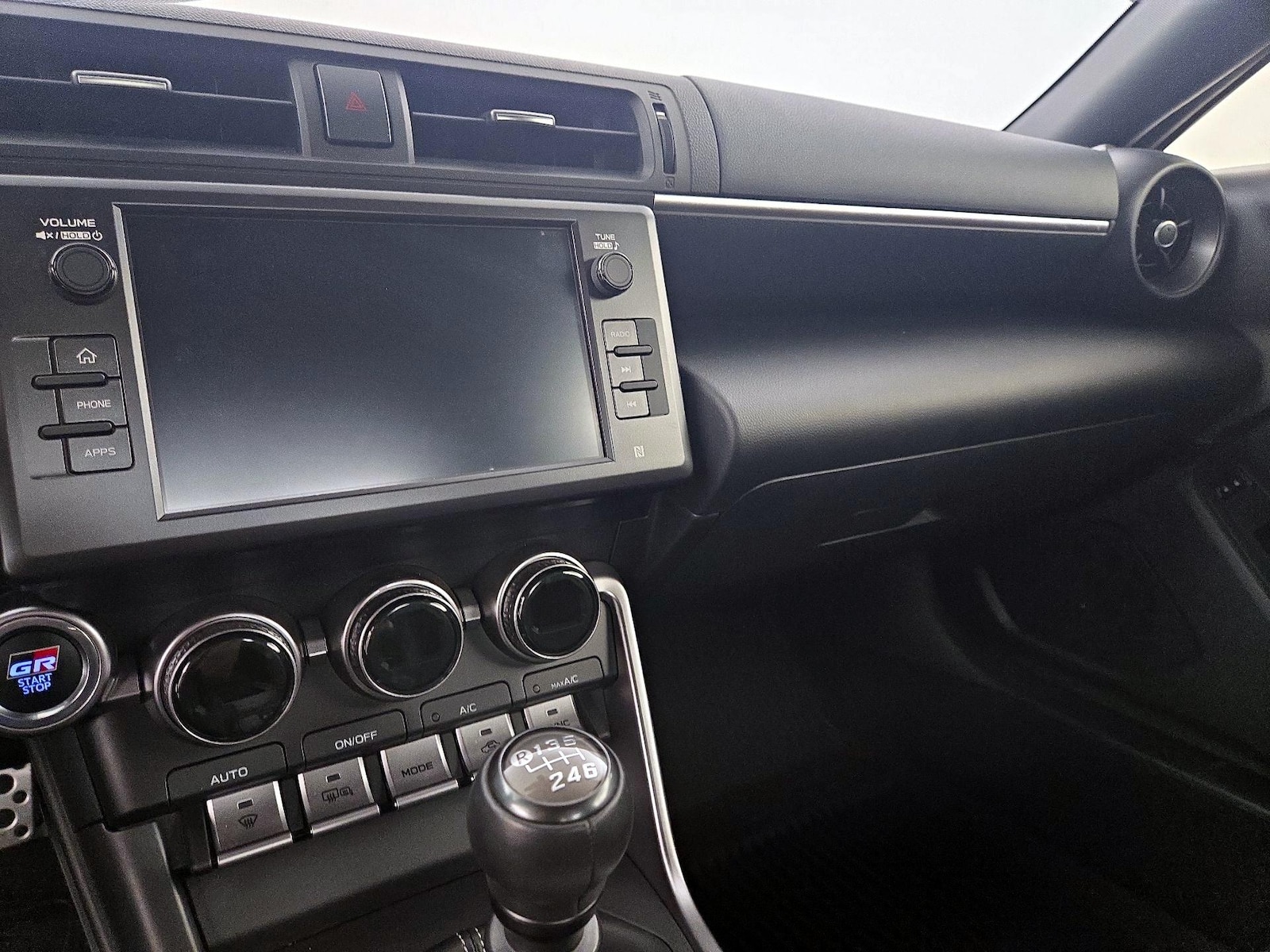 2025 Toyota GR86 Premium - Photo 10