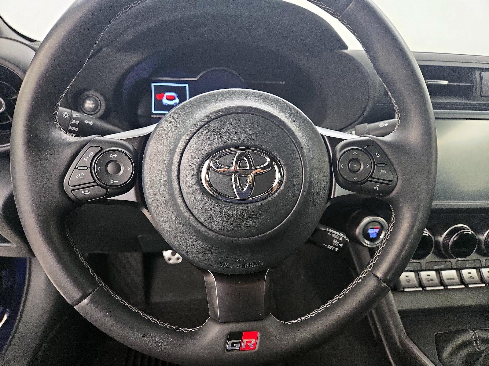 2025 Toyota GR86 Premium - Photo 11
