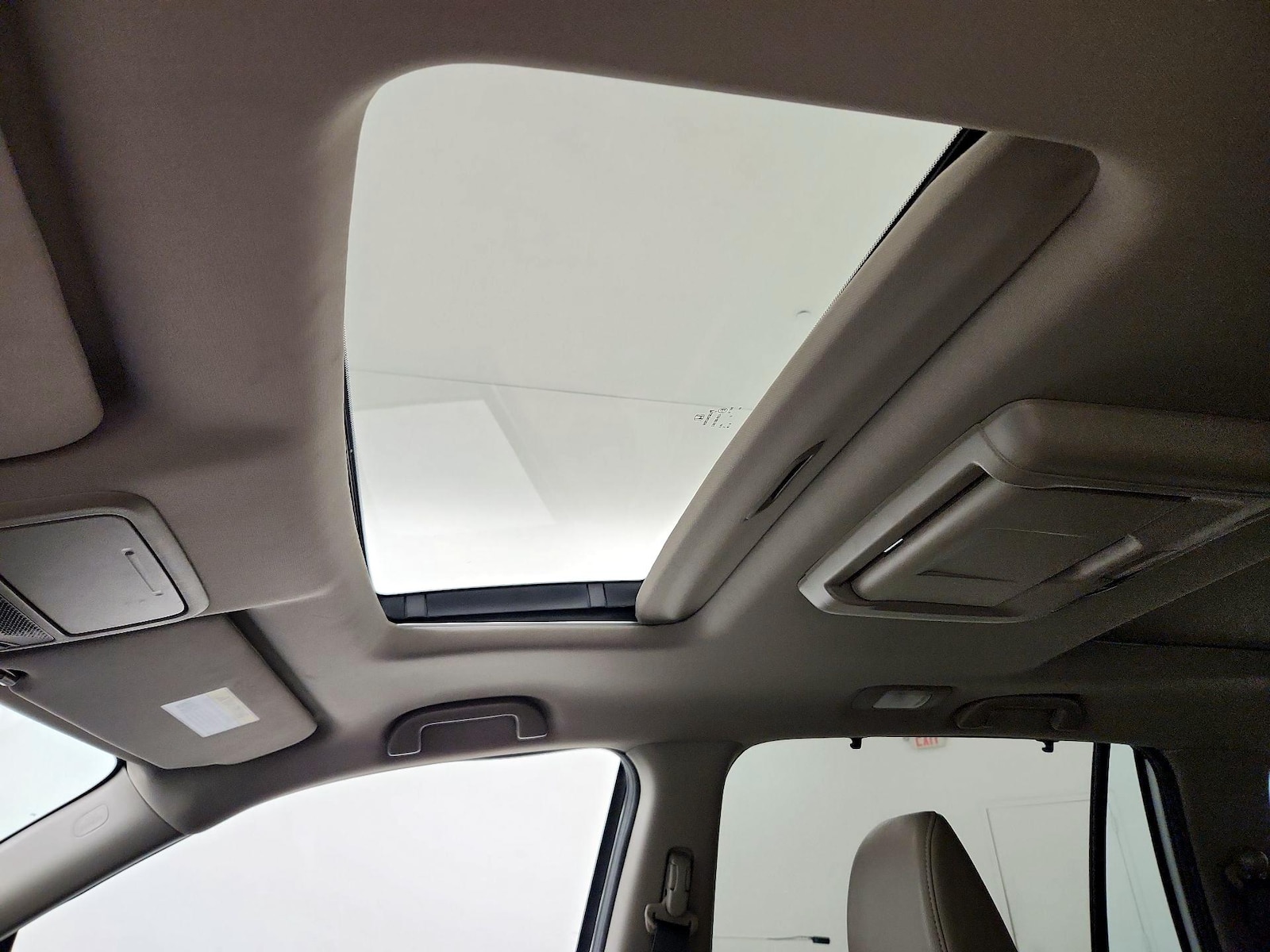 Sunroof(s) & Skylight(s)