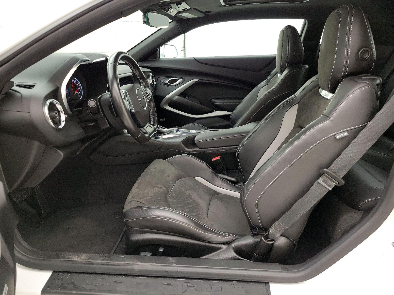 Power Seat(s) & Side Airbags