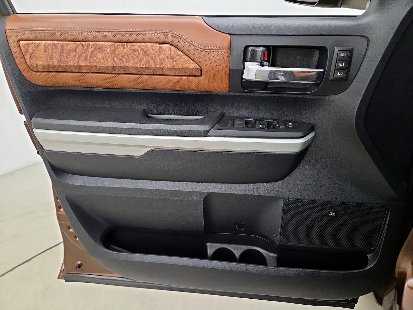 2016 Toyota Tundra 1794 Edition - Photo 13