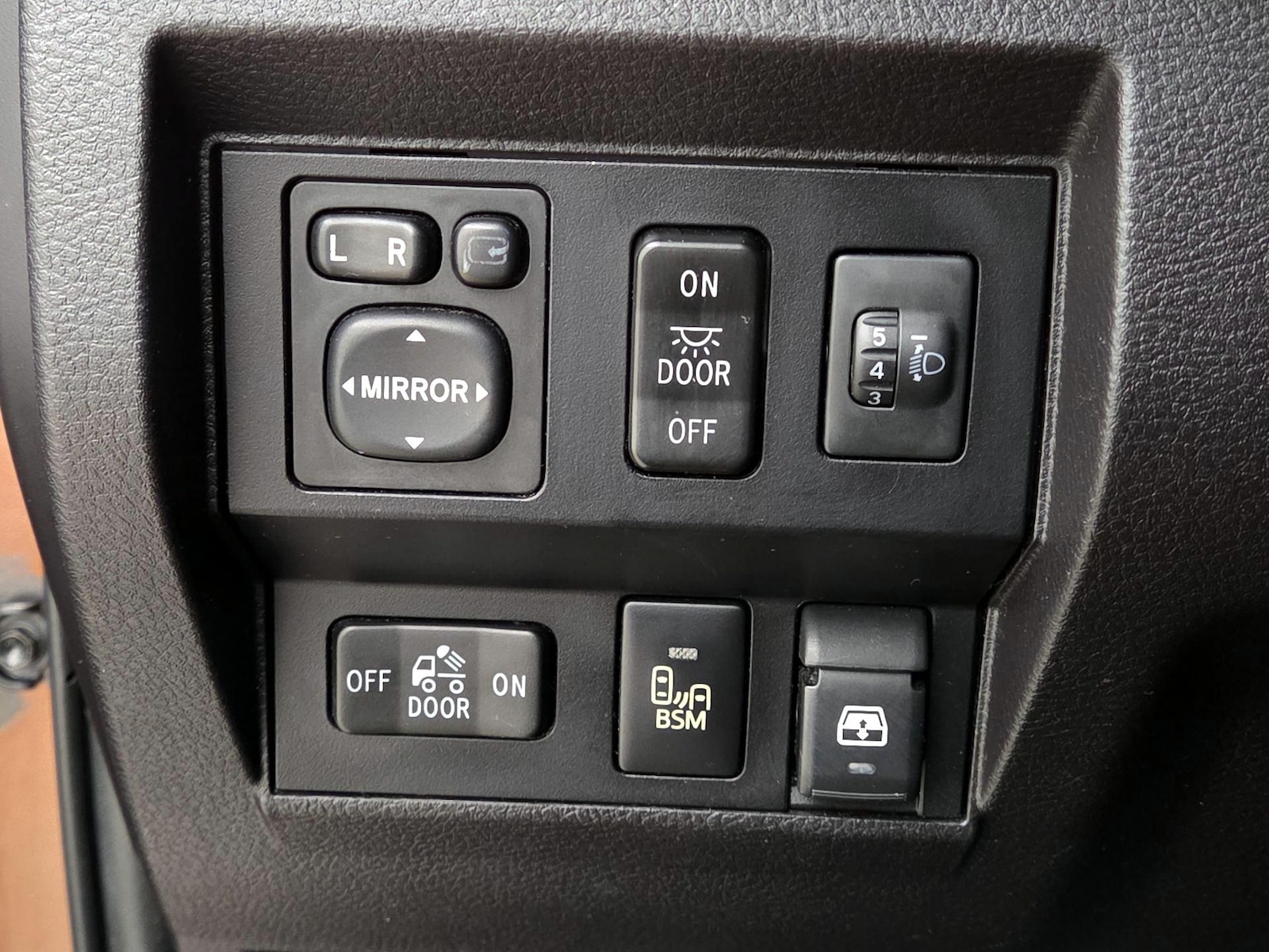 2016 Toyota Tundra 1794 Edition - Photo 14