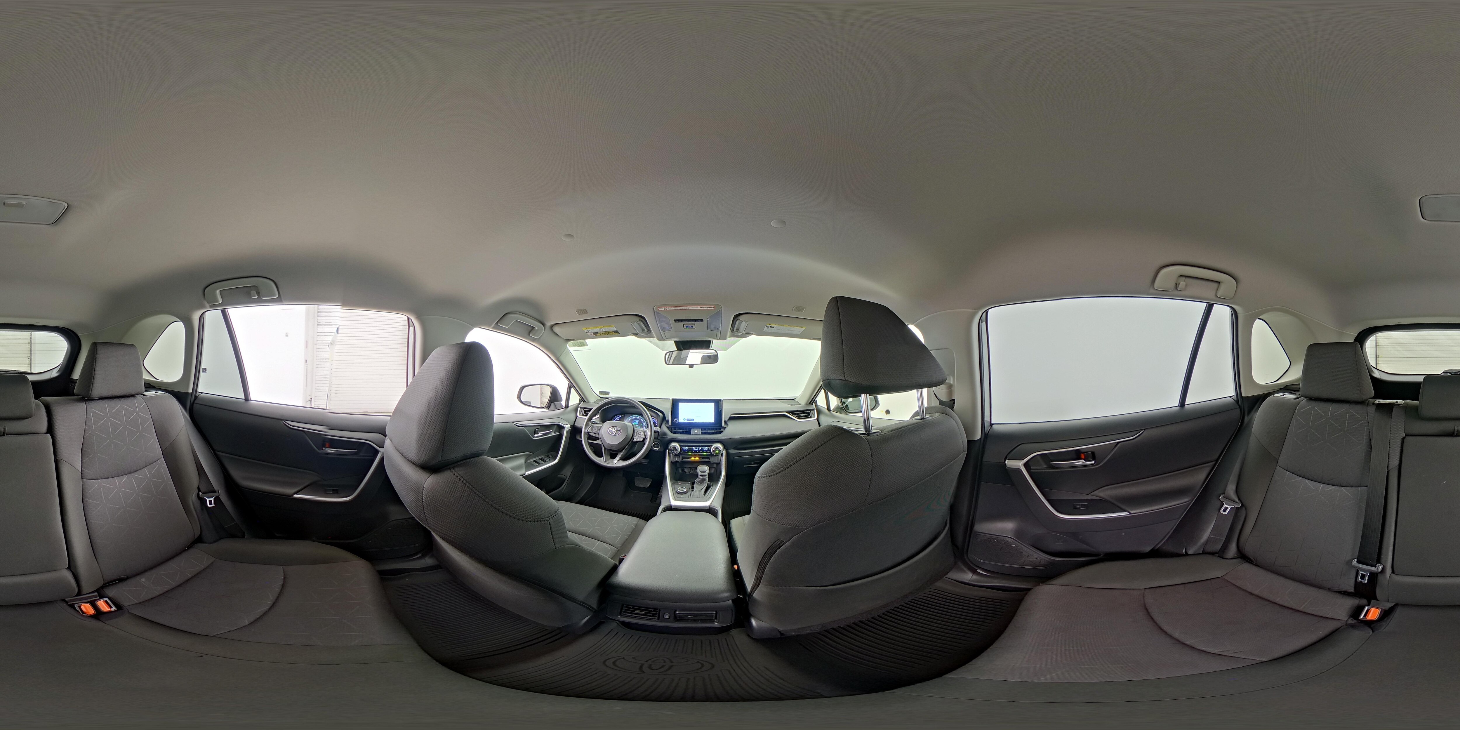 2025 Toyota RAV4 XLE - Photo 26
