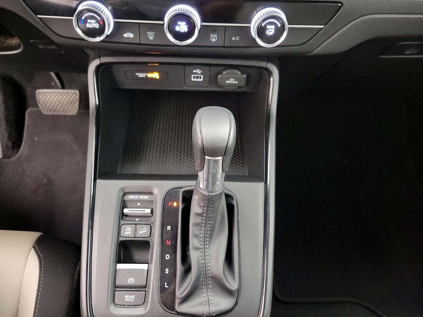 2024 Honda CR-V LX - Photo 18