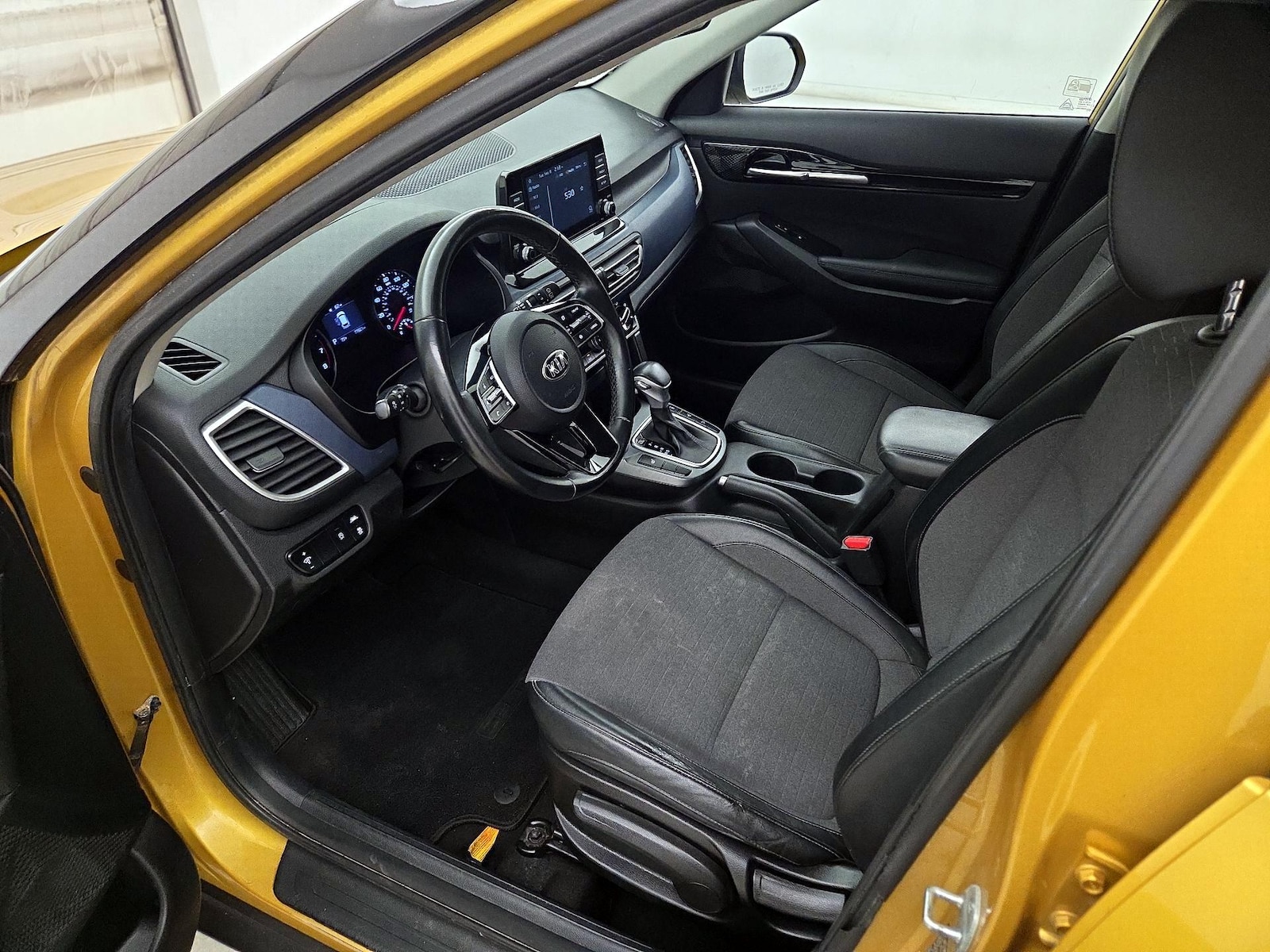2021 Kia Seltos S - Photo 12