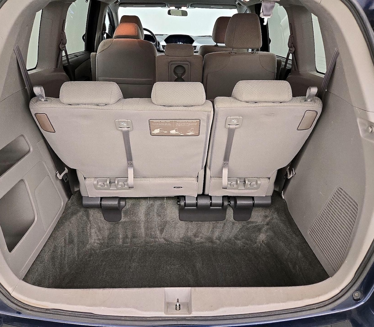 Trunk/Cargo (Seats Up)