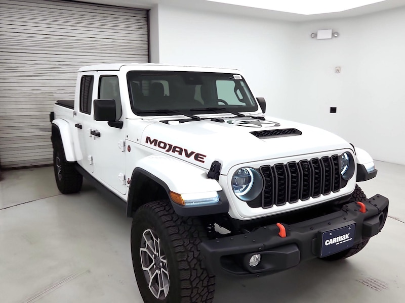 2024 Jeep Gladiator Mojave X