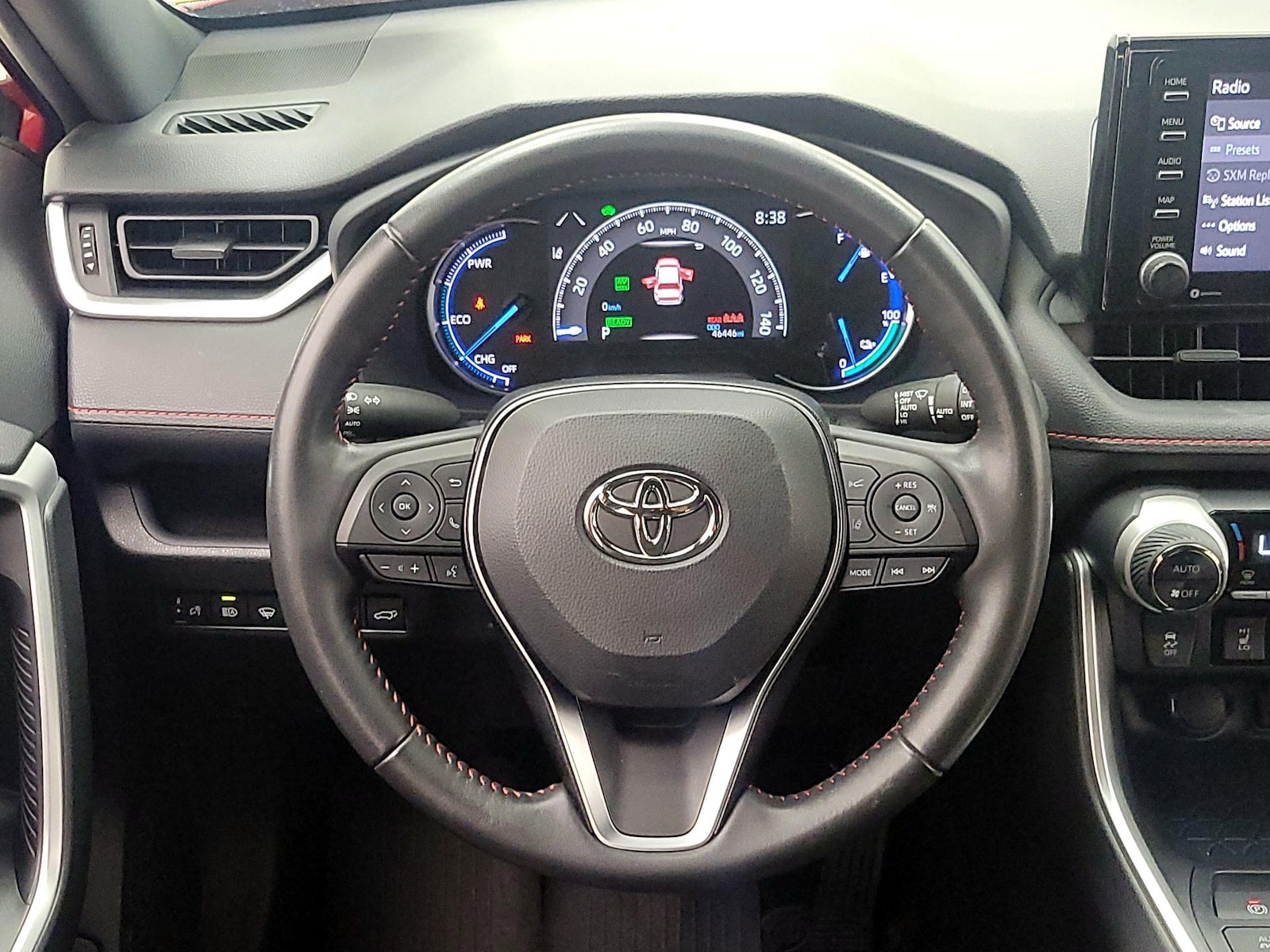 2022 Toyota RAV4 SE - Photo 11
