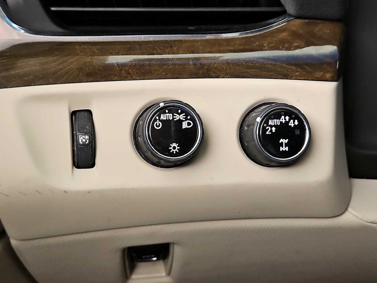 2018 Cadillac Escalade Premium Luxury - Photo 14