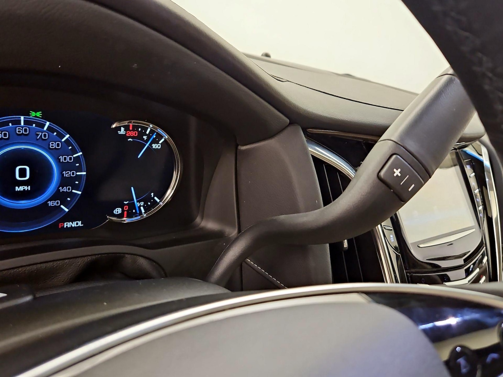 2018 Cadillac Escalade Premium Luxury - Photo 19