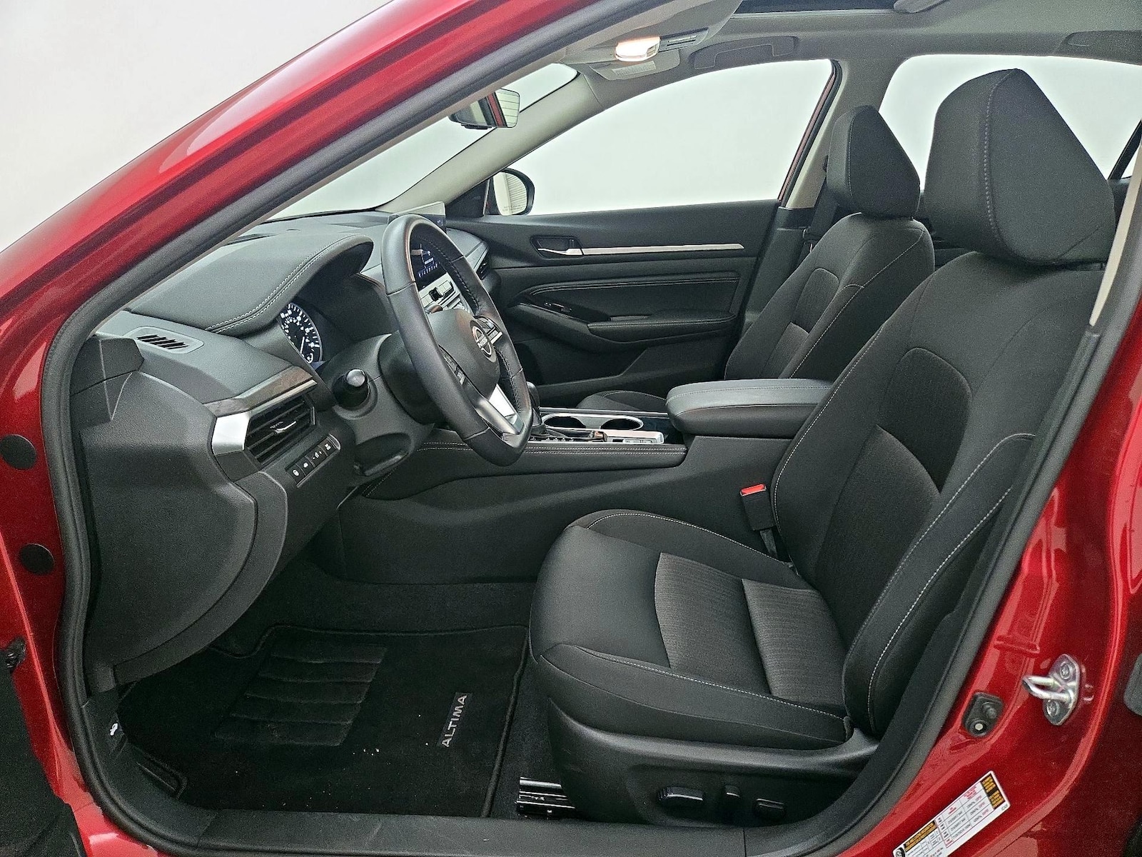 2023 Nissan Altima SV - Photo 12
