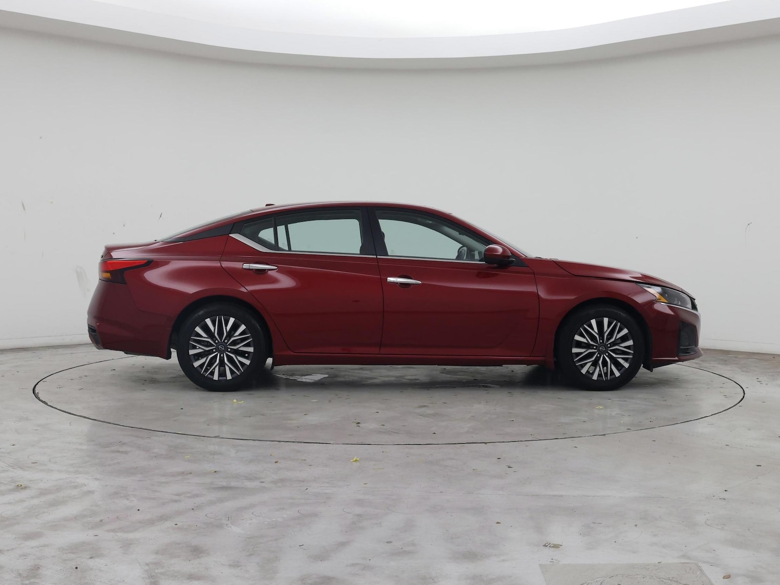 2023 Nissan Altima SV - Photo 8