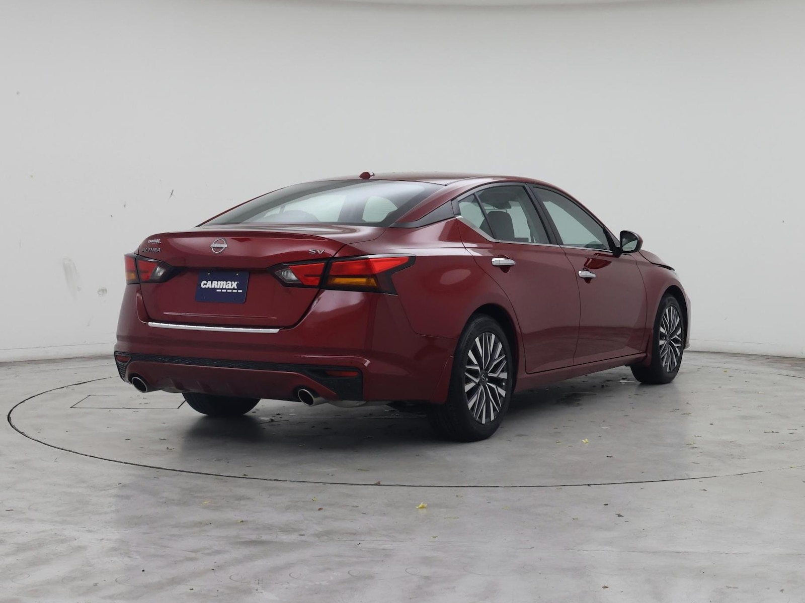 2023 Nissan Altima SV - Photo 9