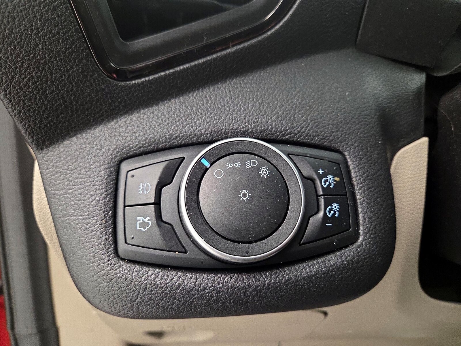 2016 Ford Escape Titanium - Photo 12