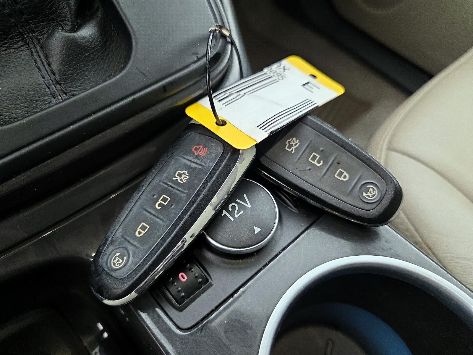 2016 Ford Escape Titanium - Photo 22