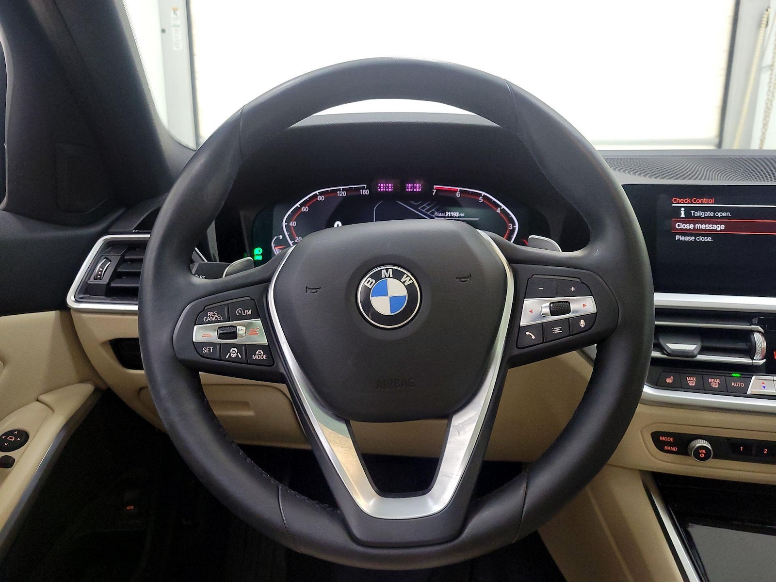2019 BMW 3 Series 330i - Photo 11