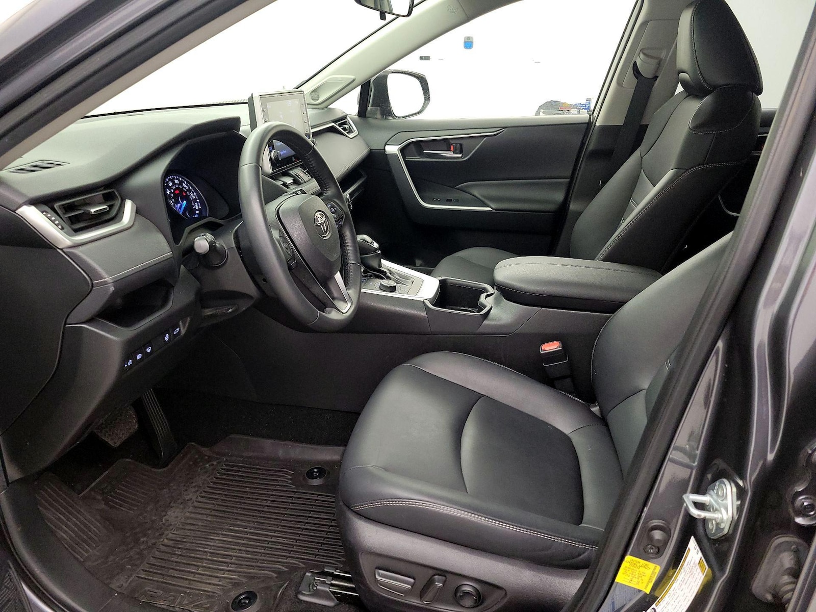 2022 Toyota RAV4 XLE Premium - Photo 12