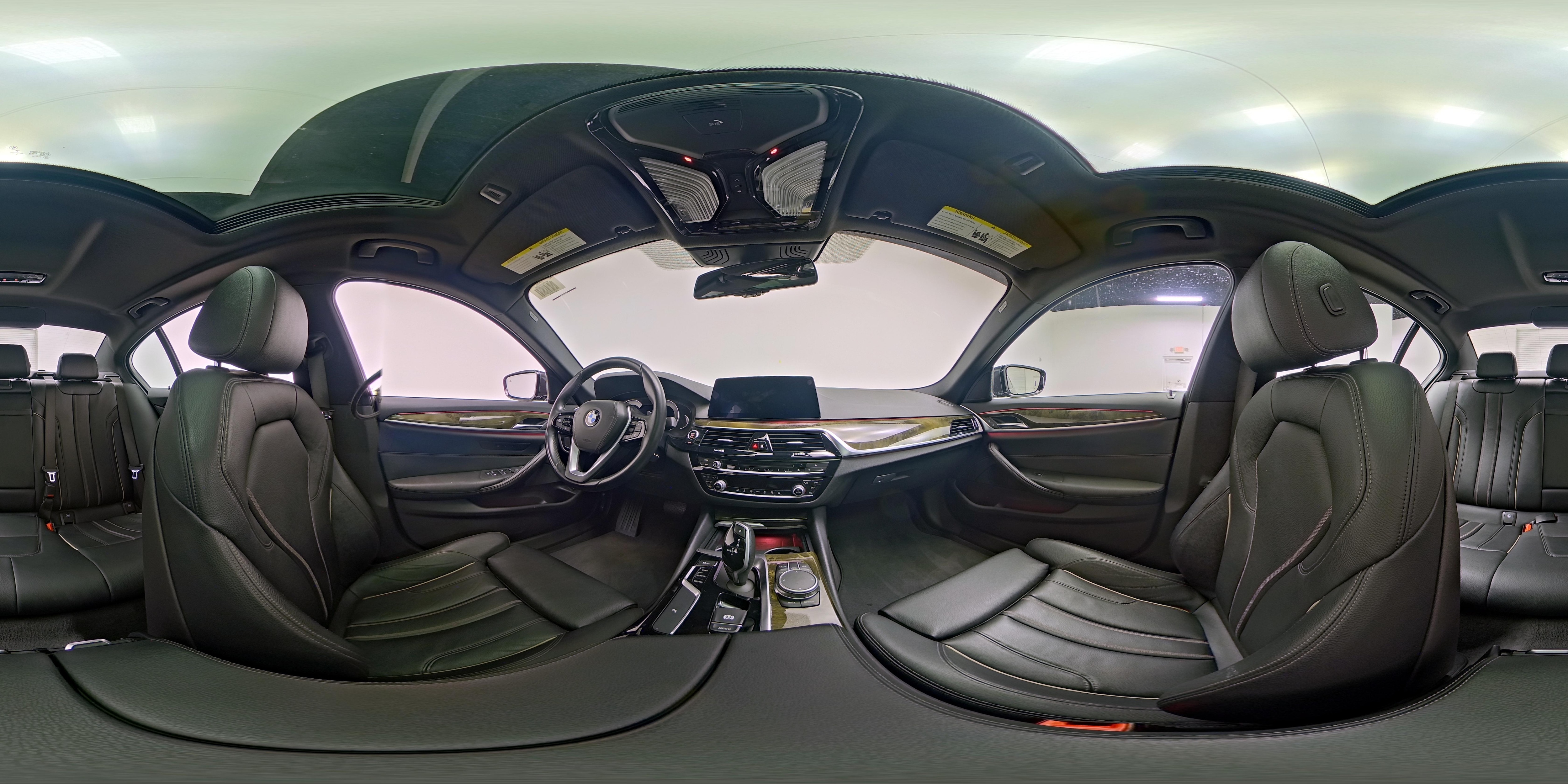 2019 BMW 5 Series 540i - Photo 26