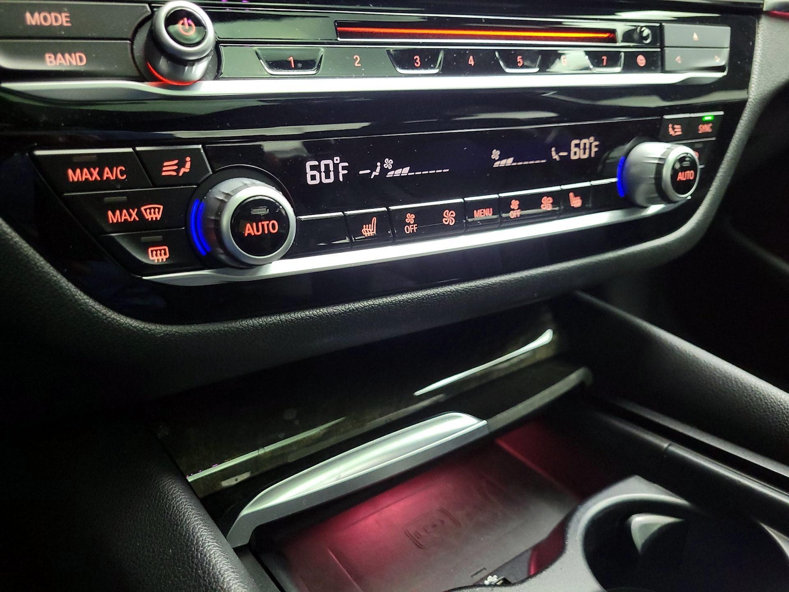2019 BMW 5 Series 540i - Photo 18